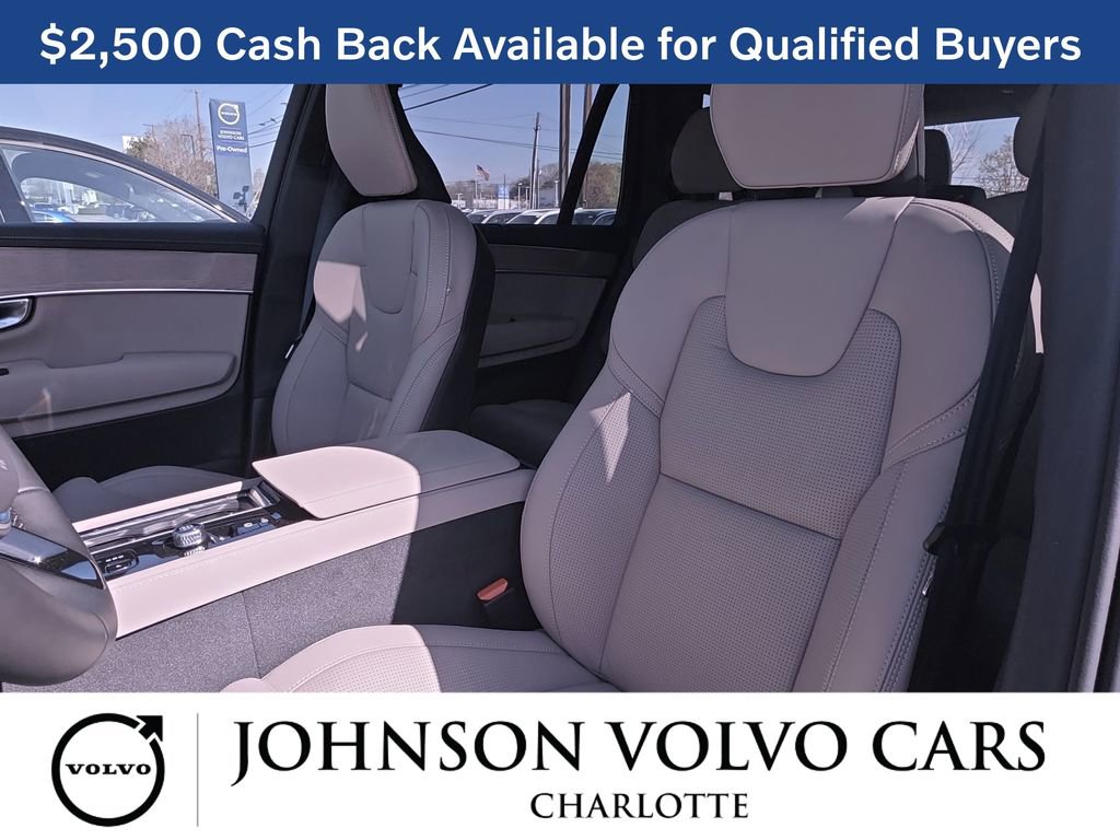 New 2026 Volvo XC90 B6 Ultra w/ Protection Package image 17