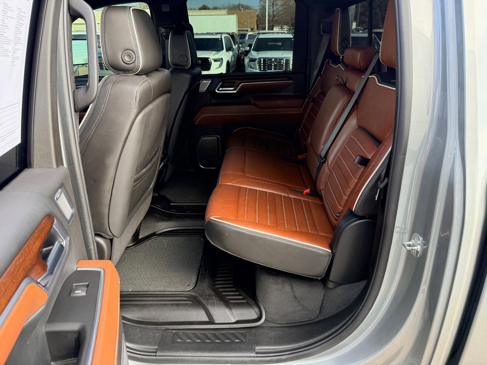 Certified 2025 GMC Sierra 3500 Denali Ultimate image 17