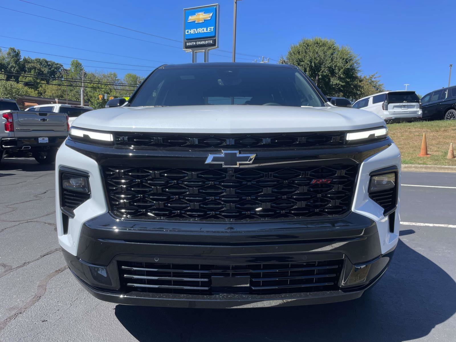 New 2026 Chevrolet Traverse RS FWD image 3