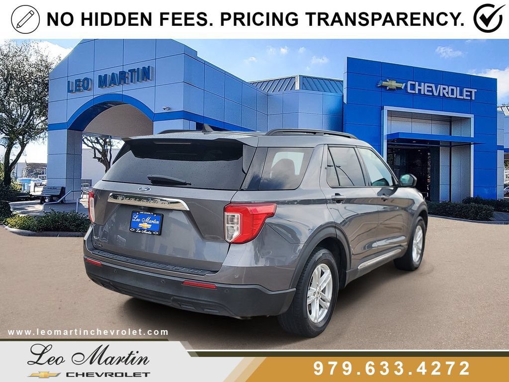 Used 2022 Ford Explorer XLT RWD image 3