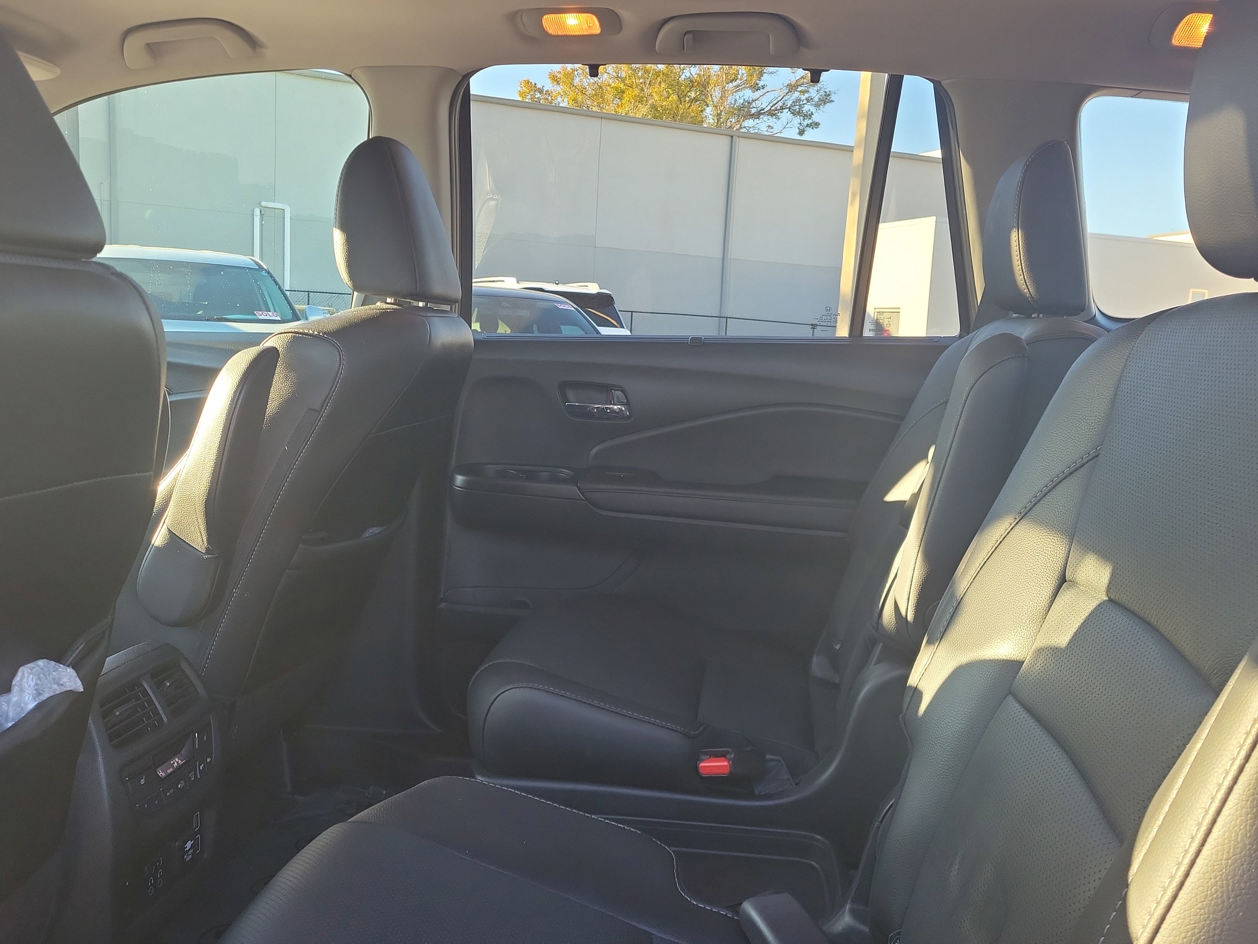 Used 2022 Hyundai Kona SE image 12