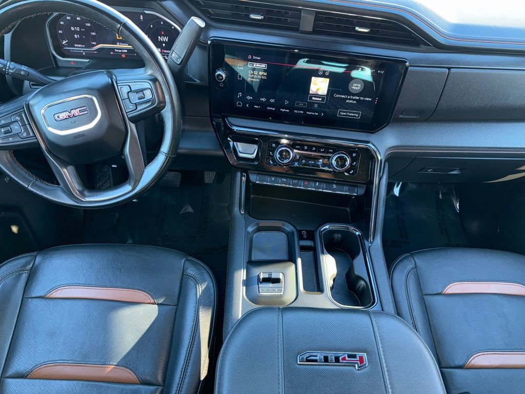 Used 2024 GMC Sierra 2500 AT4 w/ AT4 Preferred Package image 11