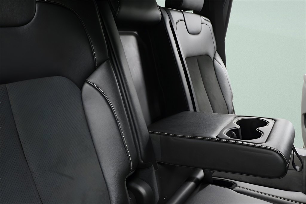 Used 2024 Jeep Grand Cherokee L Laredo image 31