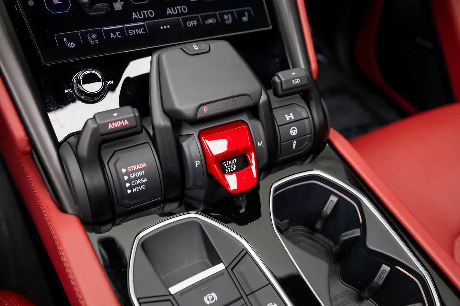 Used 2023 Lamborghini Urus S image 21