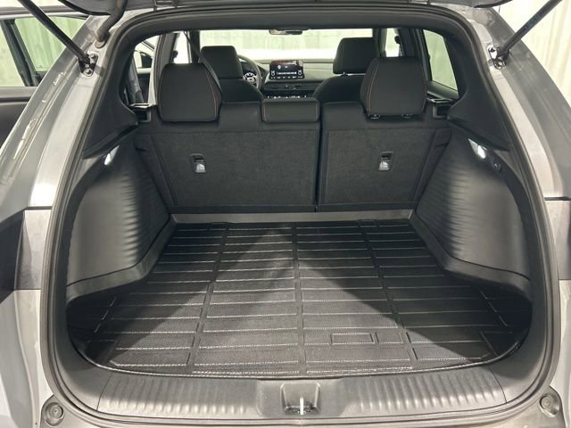 Used 2025 Honda HR-V Sport image 9