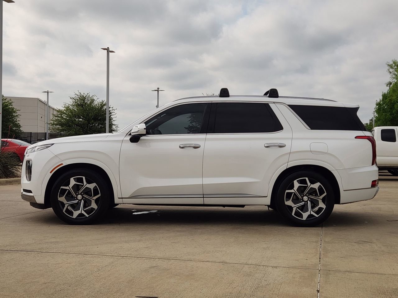 Used 2022 Hyundai Palisade Calligraphy FWD image 4