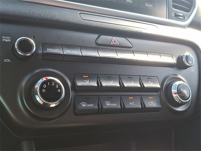 Used 2022 Kia Sportage LX image 18