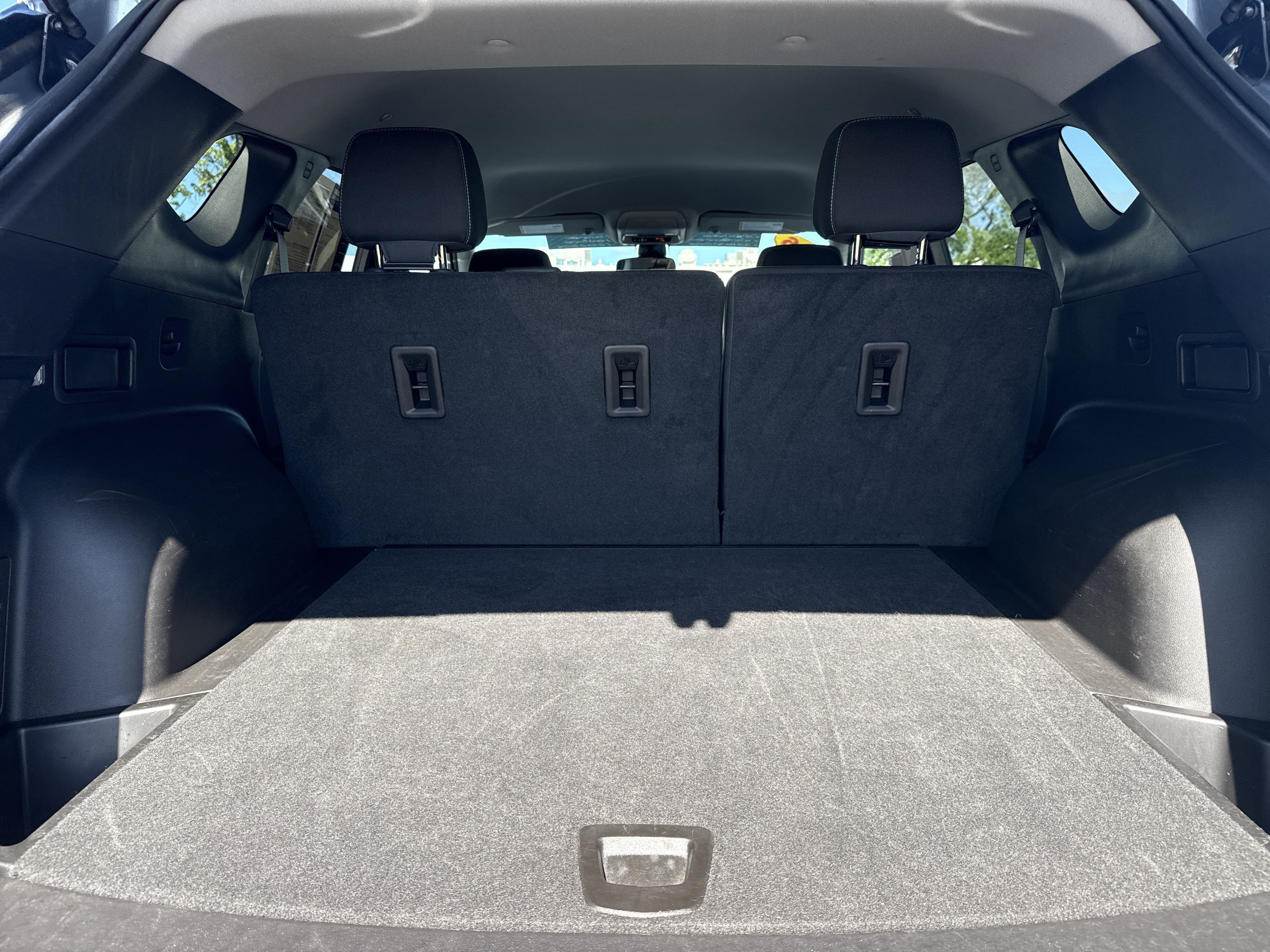 Used 2025 Chevrolet Blazer LT FWD image 30