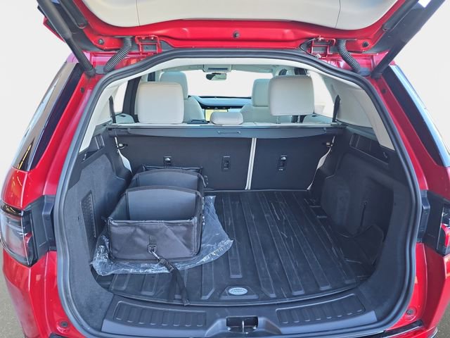 Certified 2025 Land Rover Discovery Sport S image 14