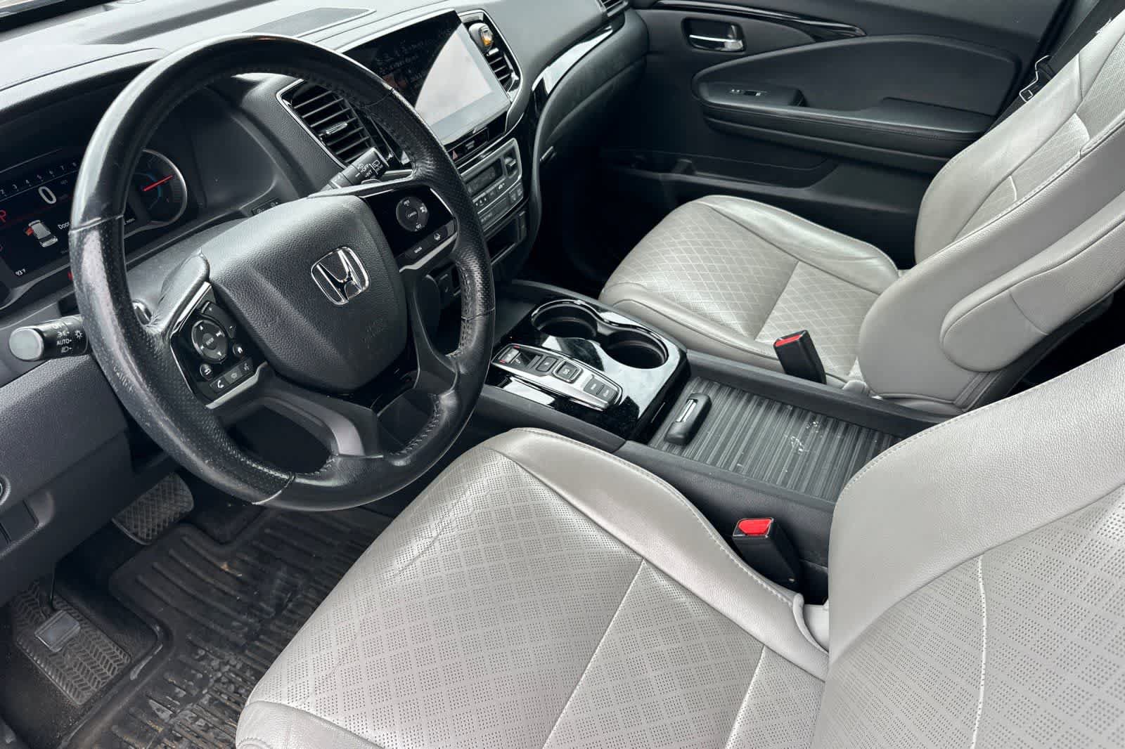 Used 2019 Honda Passport Touring image 14