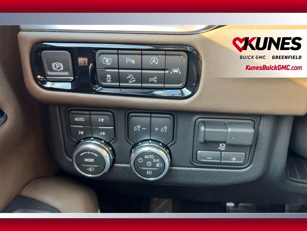 New 2026 GMC Yukon XL Denali Ultimate AWD/4WD image 21