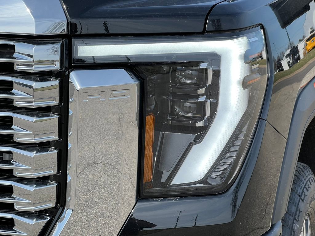 New 2026 GMC Sierra 2500 Denali w/ Denali Reserve Package AWD/4WD image 43