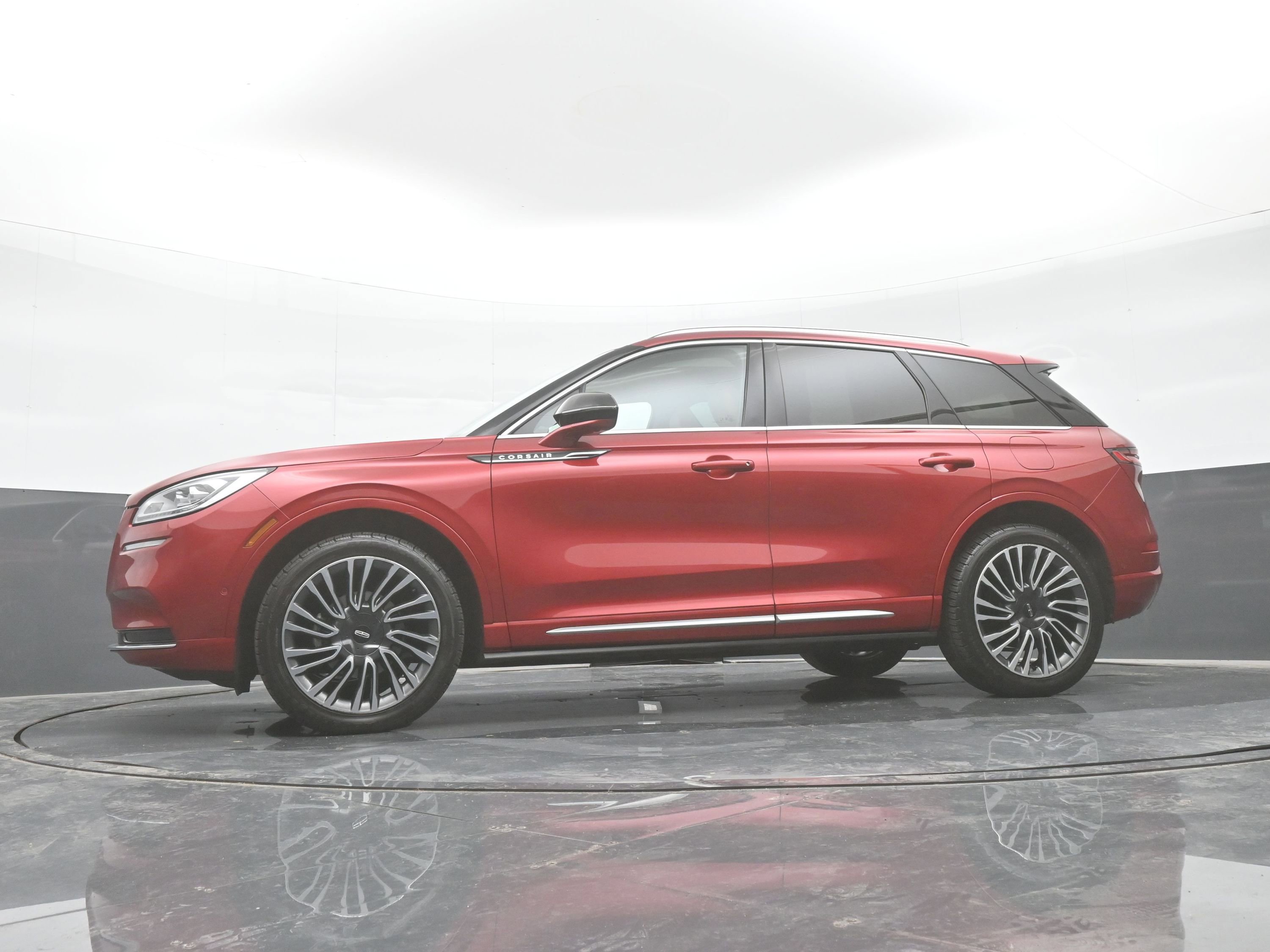 Used 2020 Lincoln Corsair Reserve w/ Equipment Group 202A AWD/4WD image 42