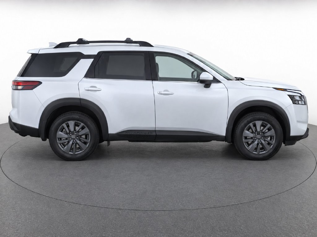 Used 2025 Nissan Pathfinder SV FWD image 9
