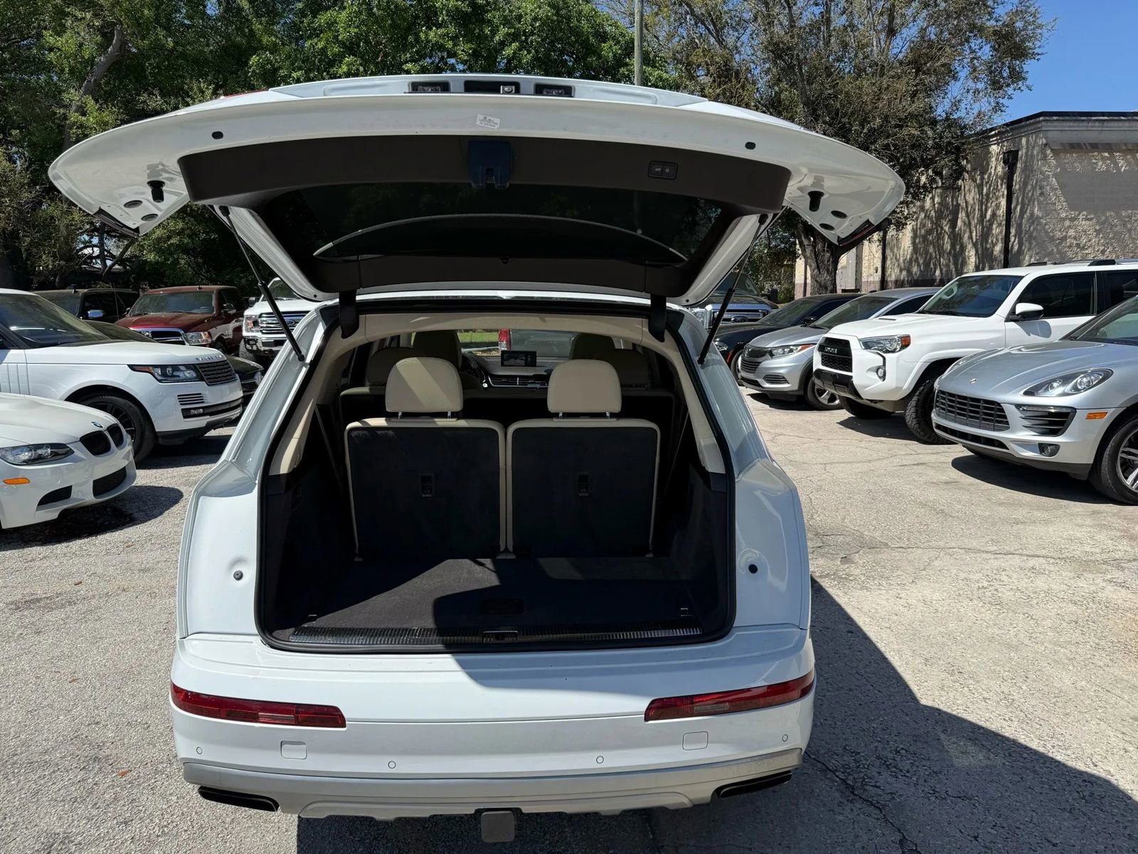 Used 2018 Audi Q7 3.0T Prestige image 20