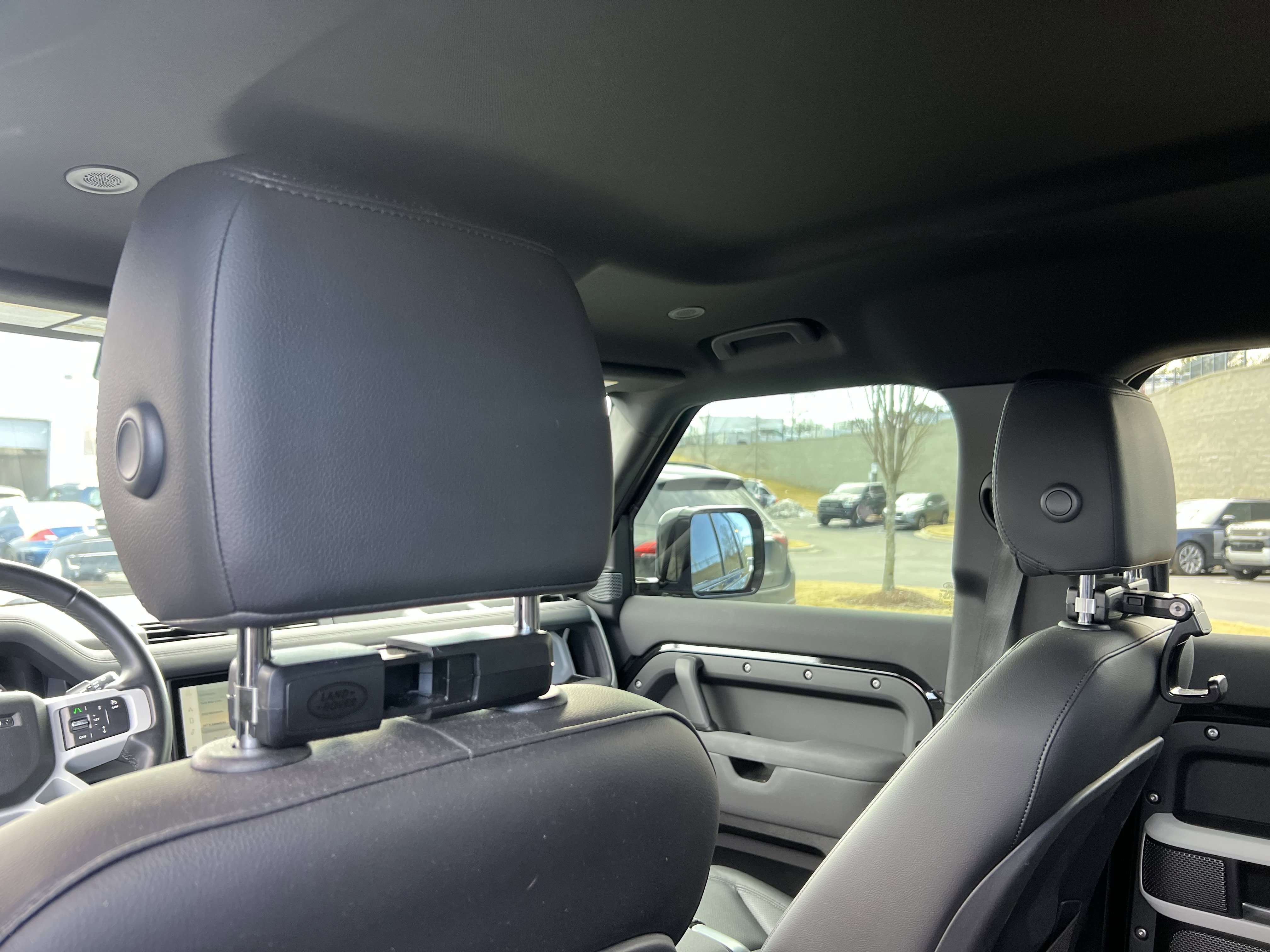 Used 2023 Land Rover Defender 110 S image 27