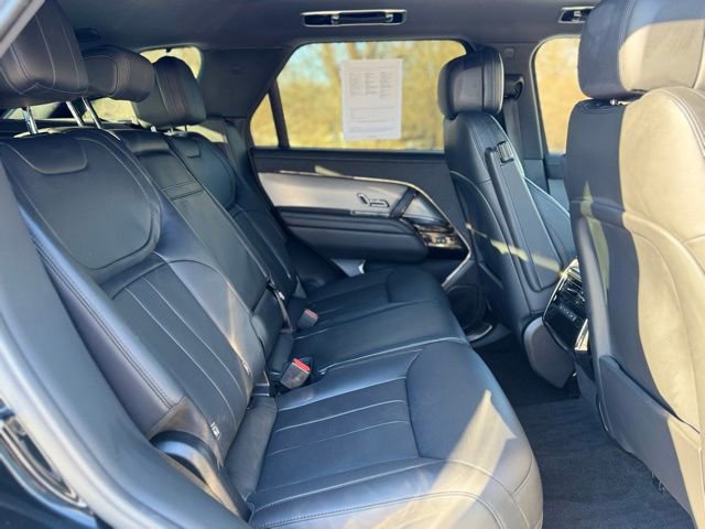 Certified 2025 Land Rover Range Rover Sport SE image 17