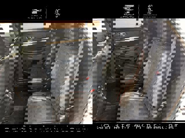 Used 2018 Ford Explorer XLT w/ Equipment Group 202A image 28