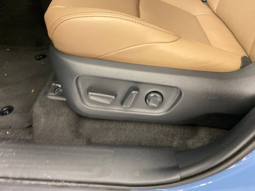 New 2025 Toyota 4Runner Limited image 8