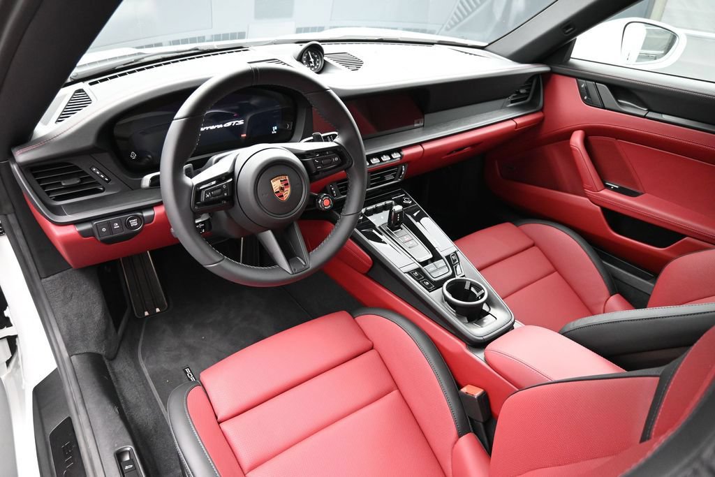 Used 2026 Porsche 911 Carrera GTS RWD image 4