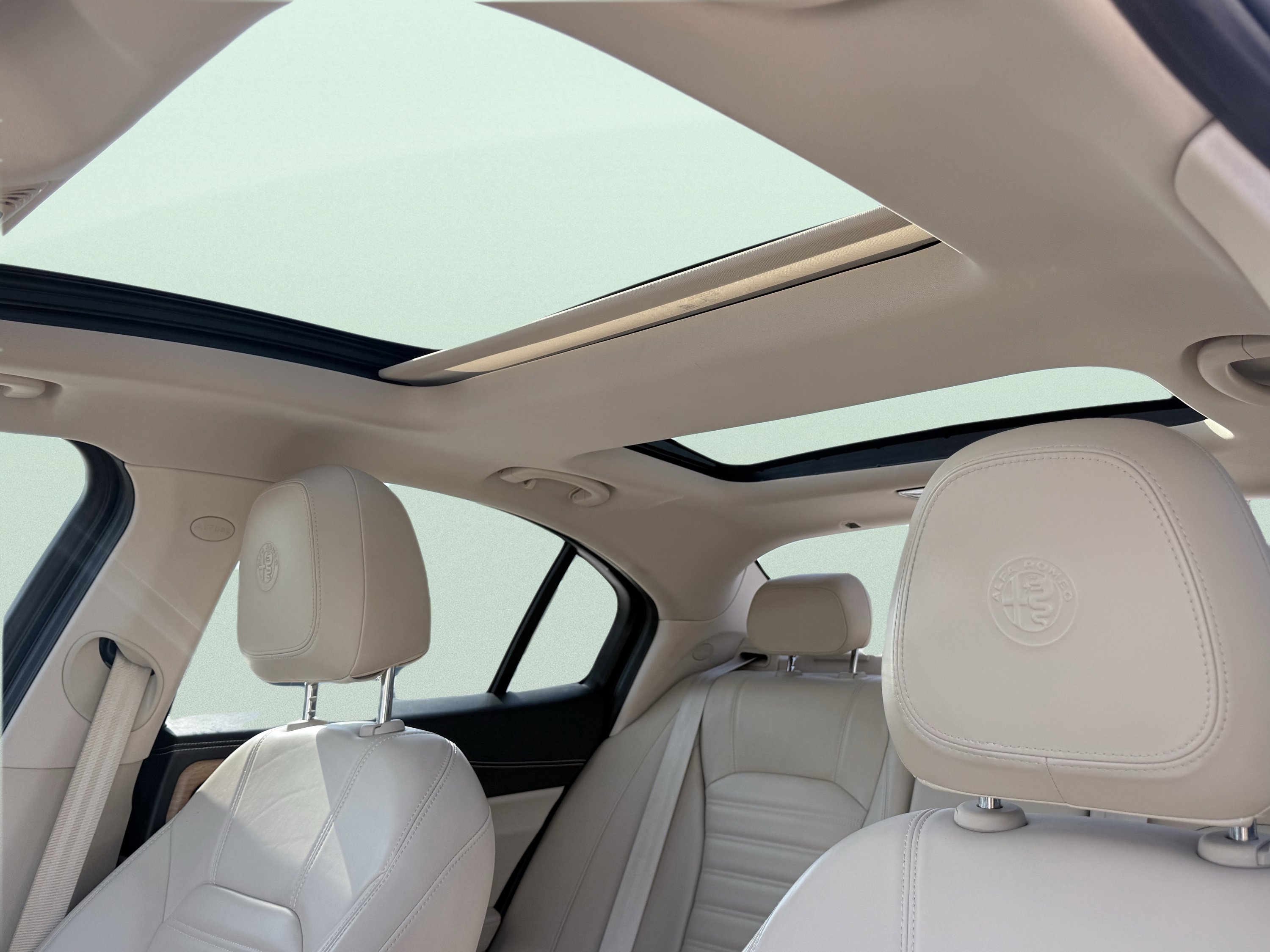 Used 2017 Alfa Romeo Giulia Ti w/ TI Lusso Light Wood Package image 2