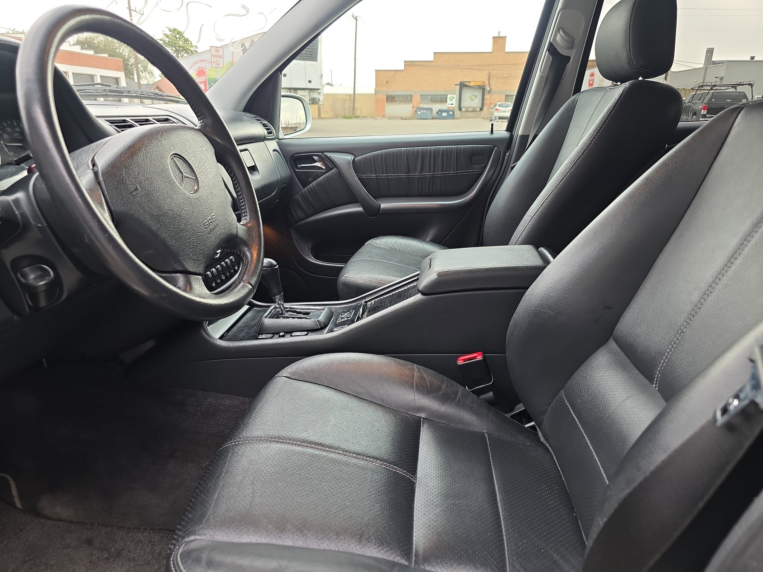 Used 2003 Mercedes-Benz ML 350 4MATIC image 2
