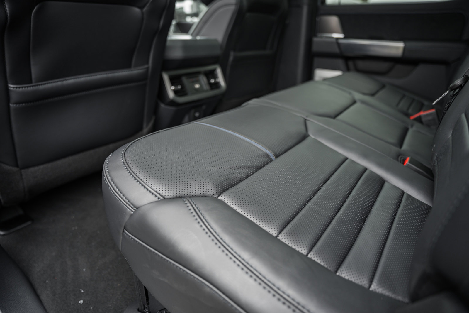 New 2026 Ford F250 Platinum AWD/4WD image 85