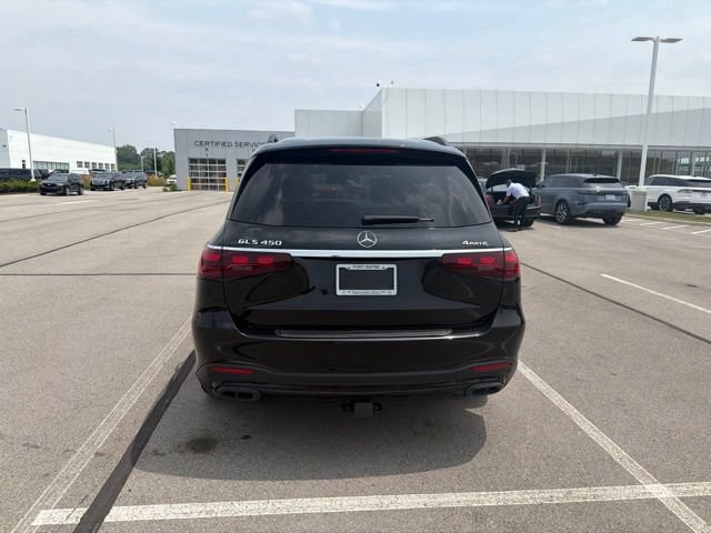 Used 2024 Mercedes-Benz GLS 450 4MATIC image 5
