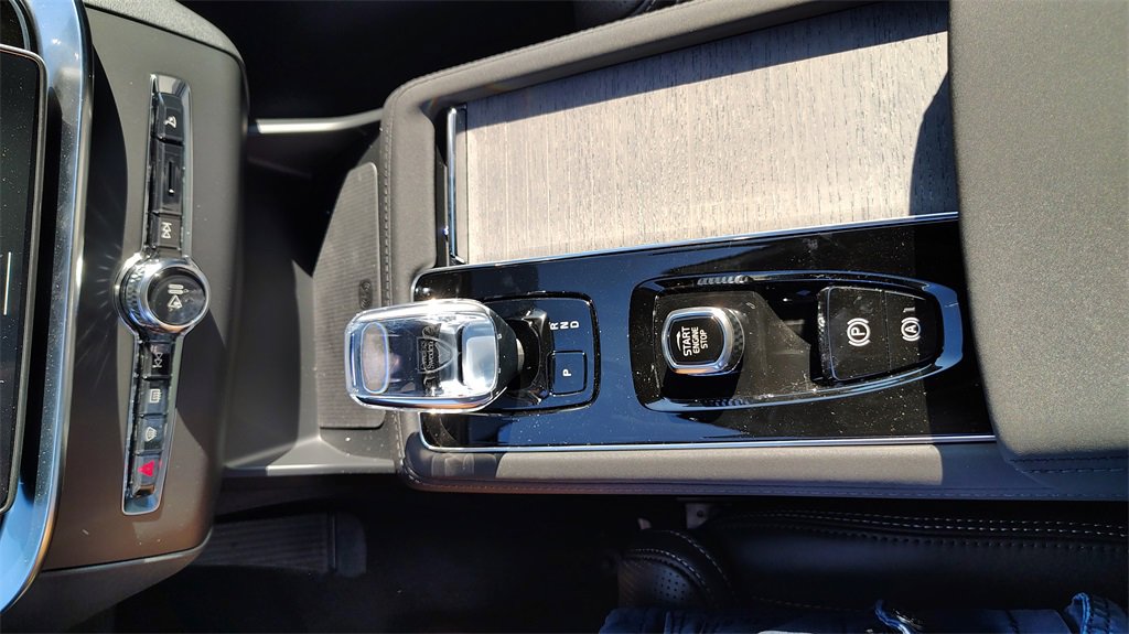 New 2026 Volvo XC90 B6 Ultra image 21