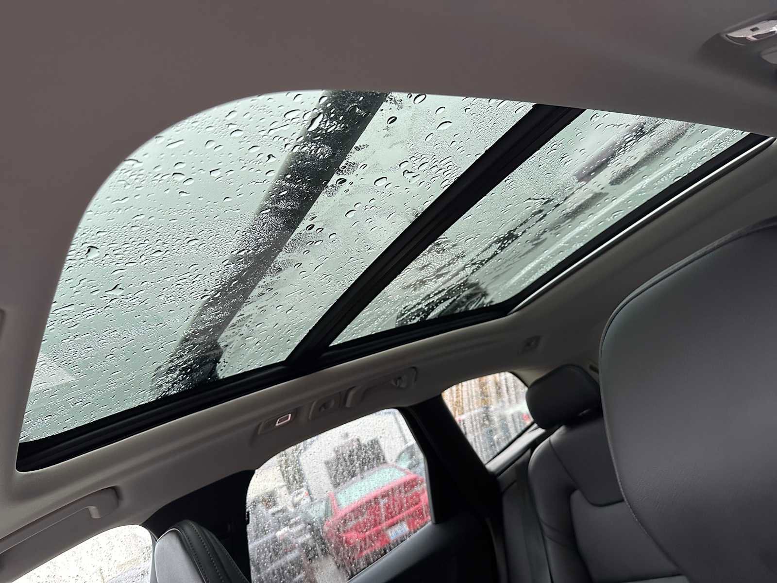 Used 2025 Volvo XC60 B5 Core w/ Protection Package Premier image 23