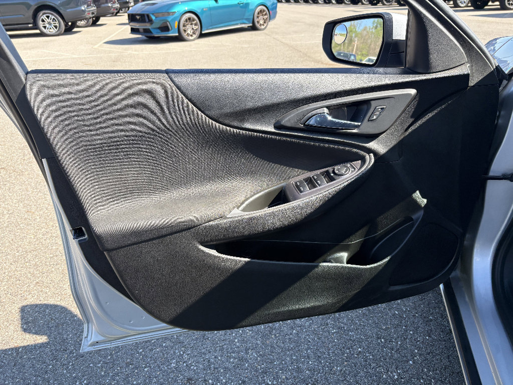 Used 2020 Chevrolet Malibu RS image 28