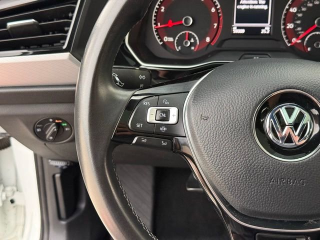 Used 2019 Volkswagen Jetta R-Line FWD image 17