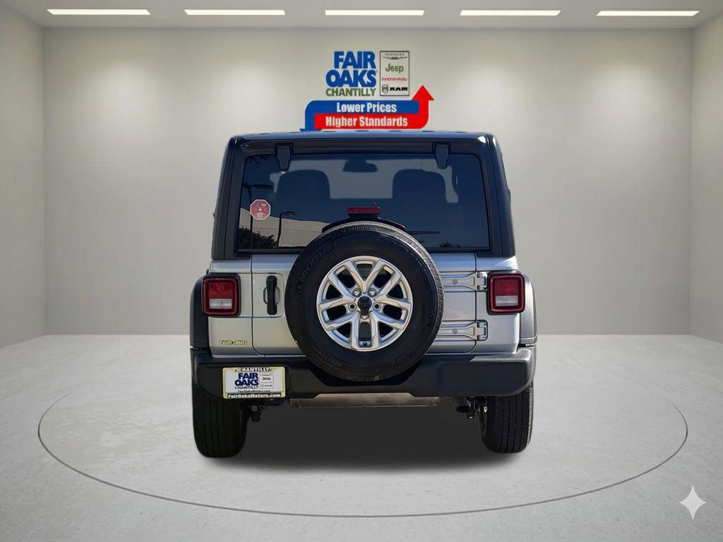 Used 2023 Jeep Wrangler Sport AWD/4WD image 8