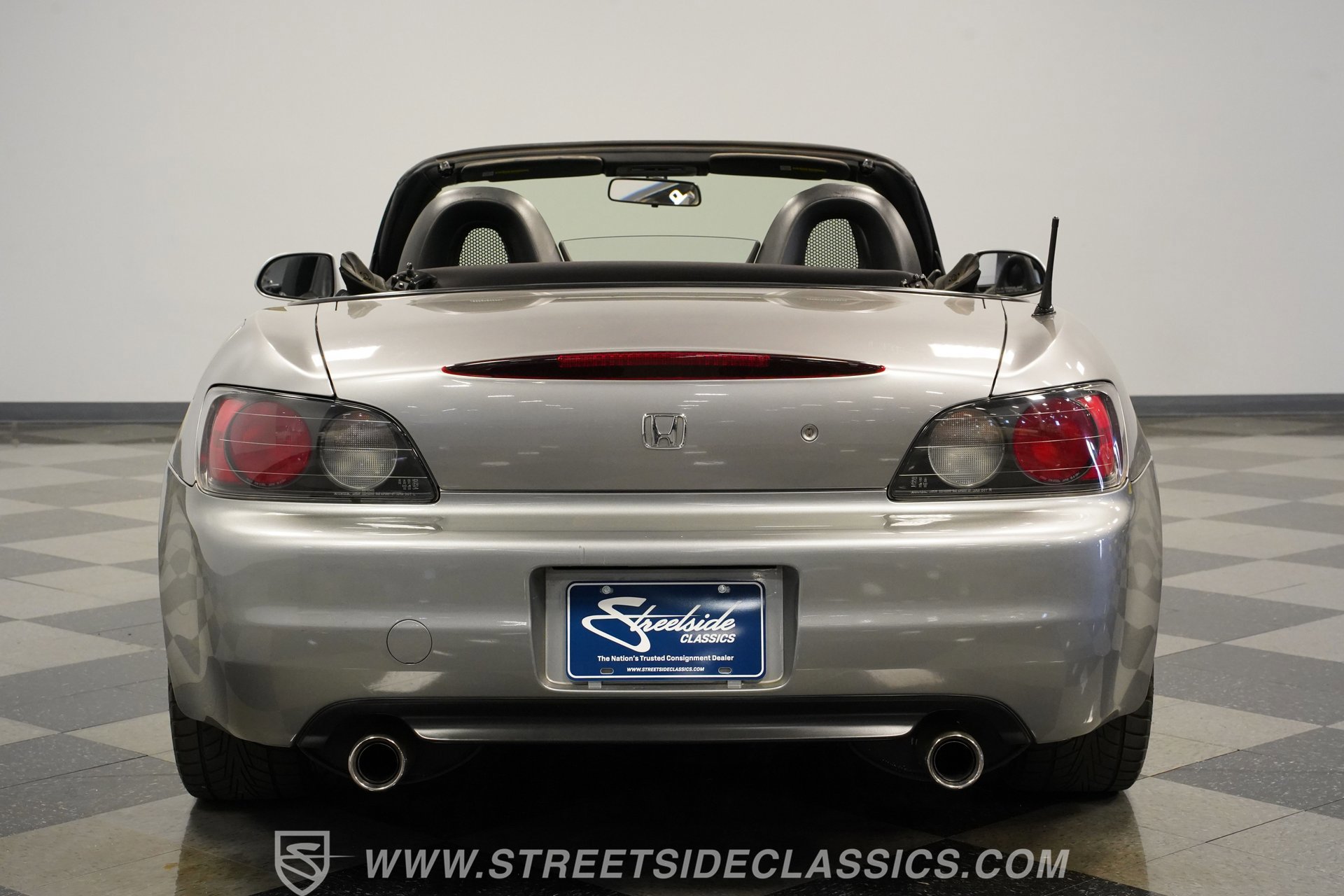 Used 2001 Honda S2000 image 11