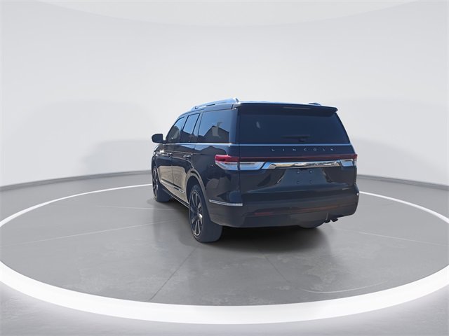 Used 2022 Lincoln Navigator Reserve image 7