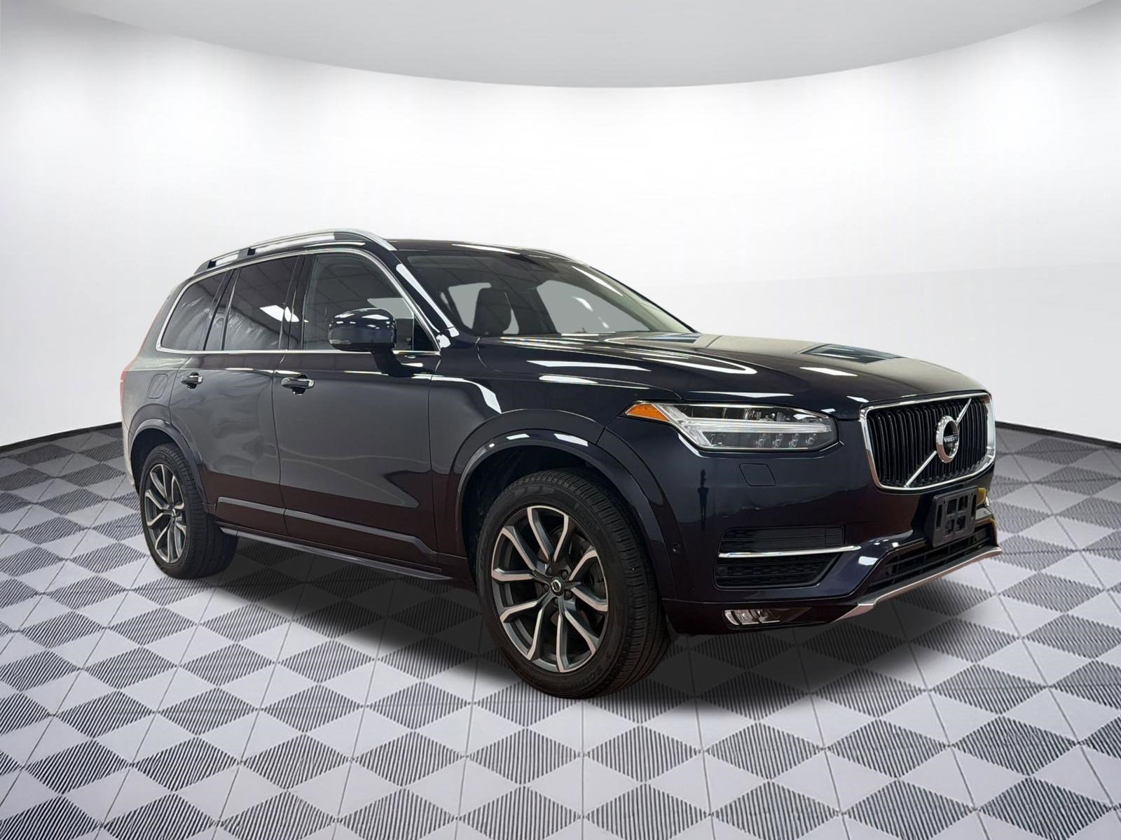 Used 2019 Volvo XC90 T6 Momentum w/ Advanced Package image 6