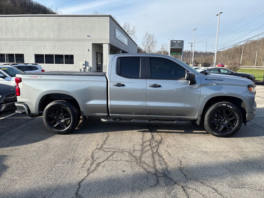 Certified 2024 Chevrolet Silverado 1500 Custom w/ Turbomax Blackout Package image 7