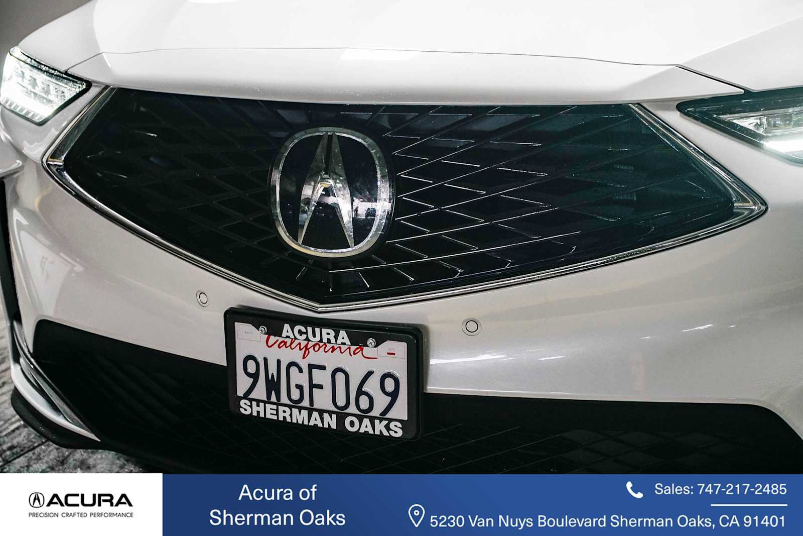 Used 2025 Acura MDX SH-AWD w/ Technology Package image 19