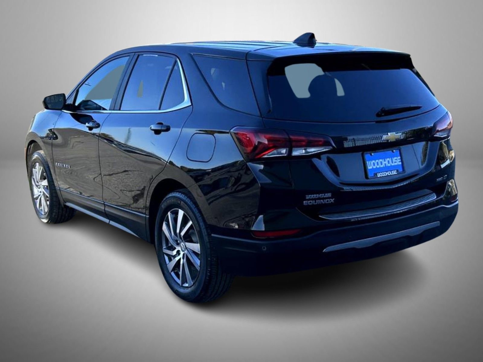 Used 2024 Chevrolet Equinox LT w/ LPO, Floor Liner Package image 7