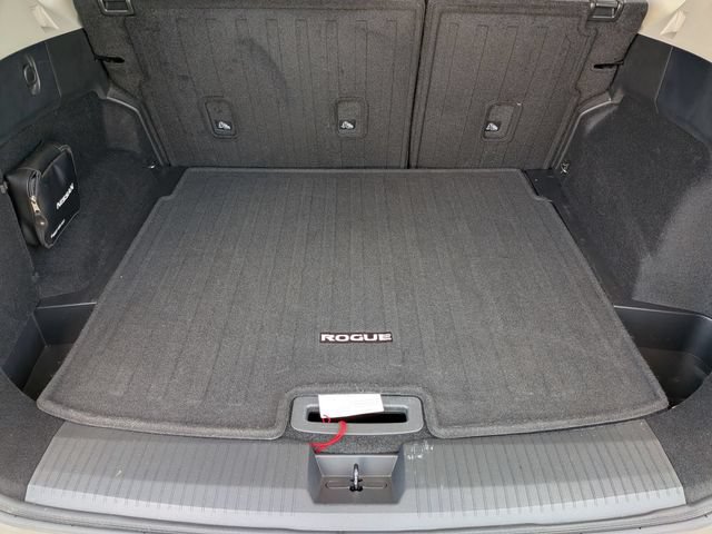Used 2021 Nissan Rogue SV AWD/4WD image 33