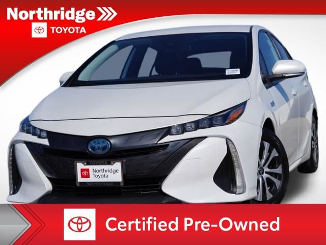 Certified 2021 Toyota Prius Prime XLE image 1
