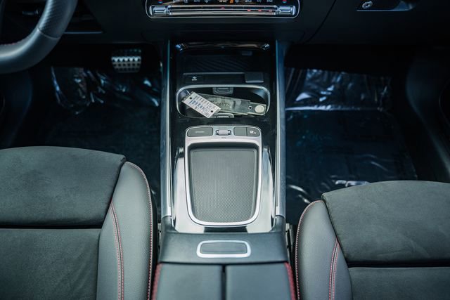 Certified 2024 Mercedes-Benz GLA 250 4MATIC image 28