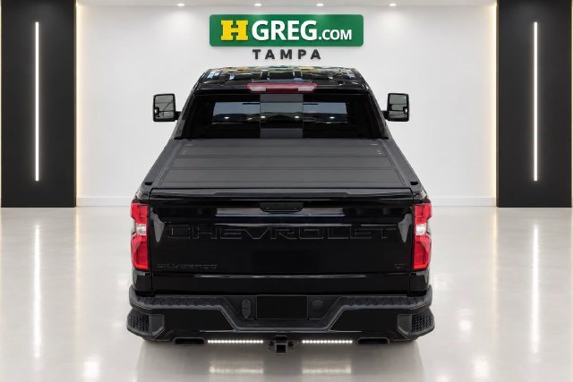 Used 2020 Chevrolet Silverado 1500 LT Trail Boss w/ Midnight Edition AWD/4WD image 8