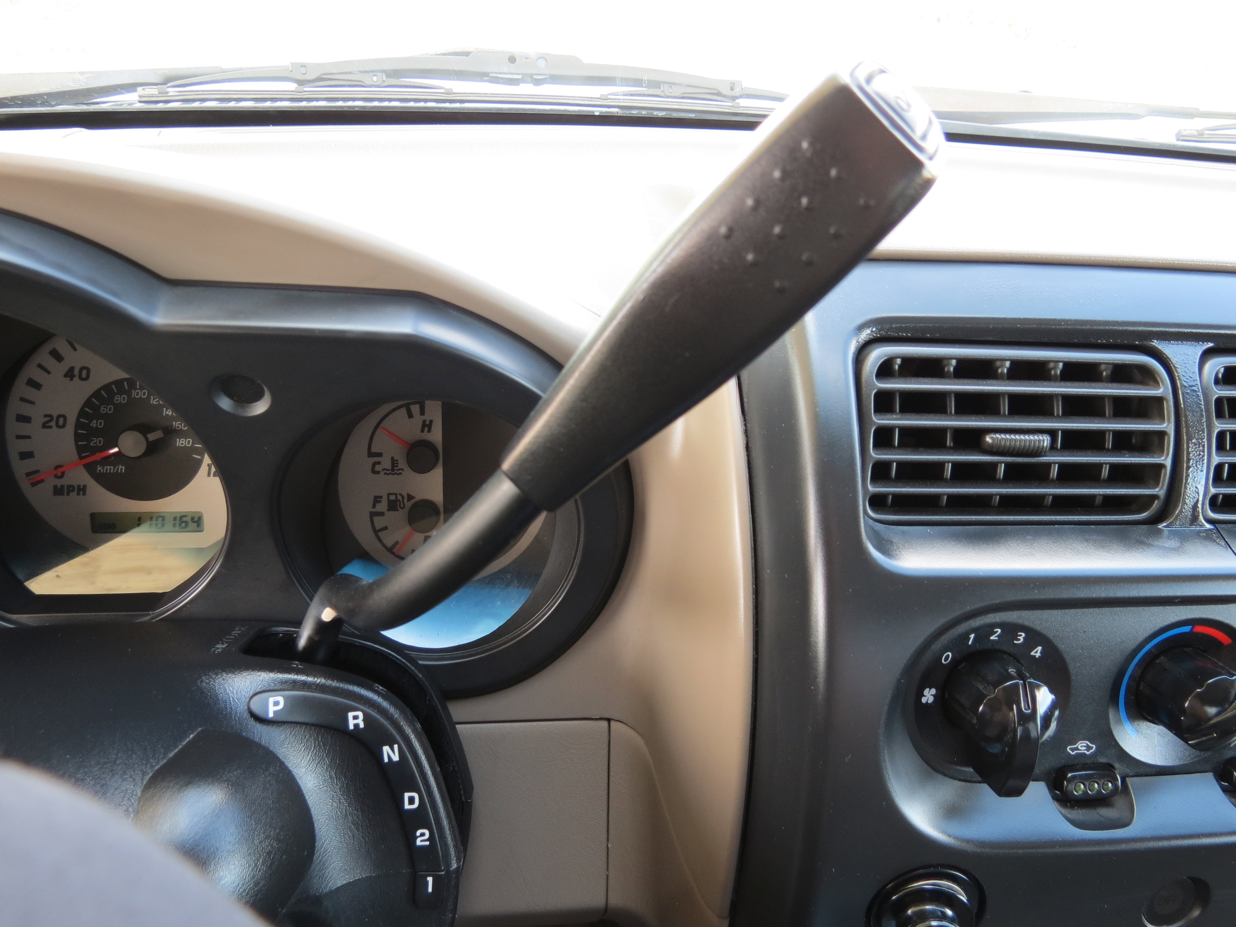 Used 2004 Nissan Frontier XE w/ (VTP) Value Truck Pkg image 14