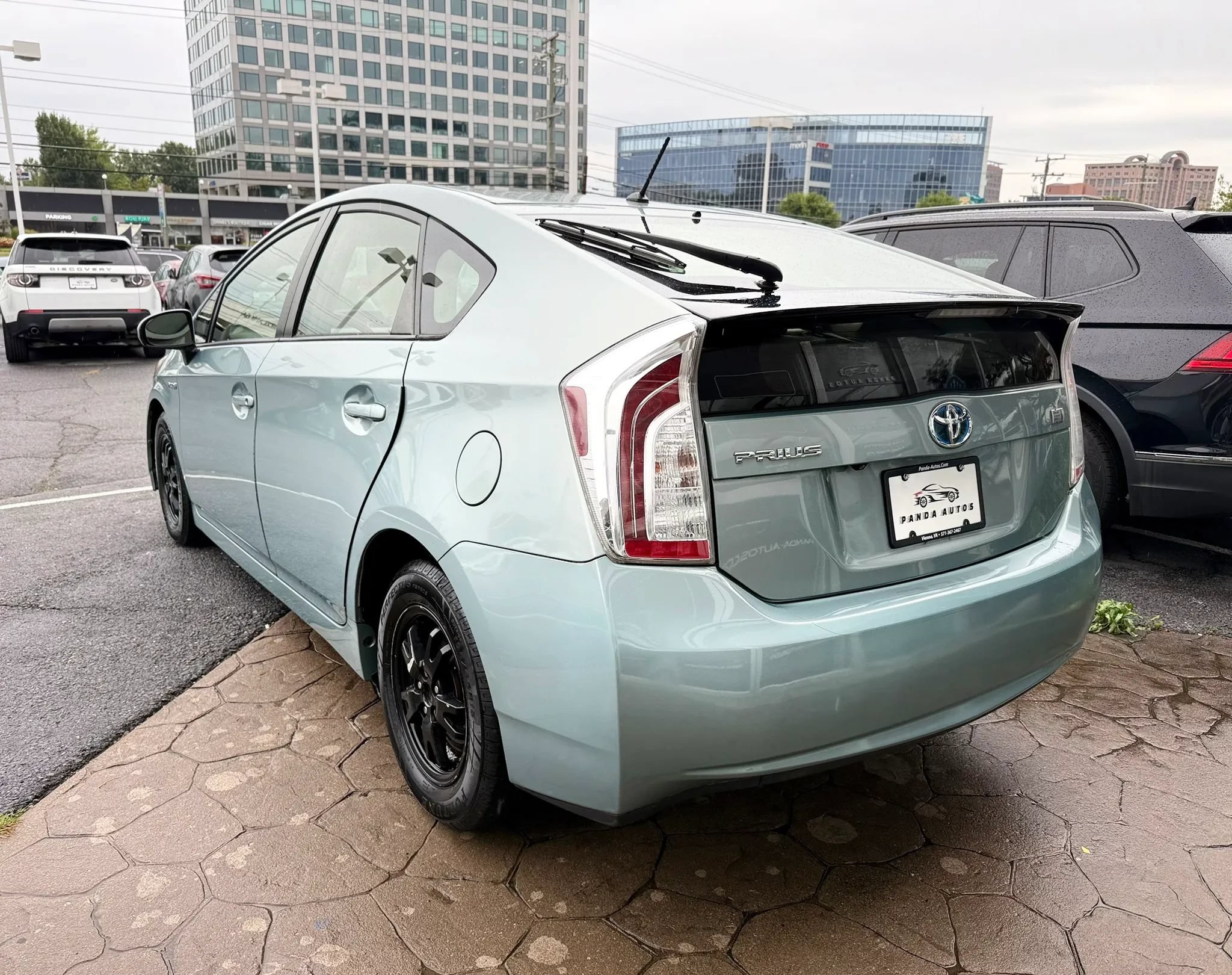 Used 2015 Toyota Prius Two FWD image 5