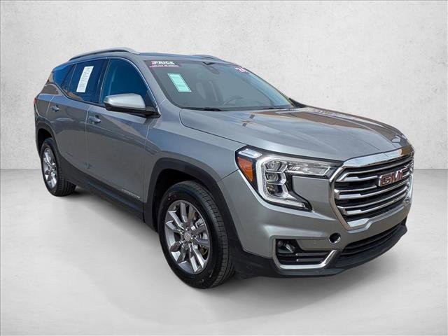 Used 2024 GMC Terrain SLT video 3