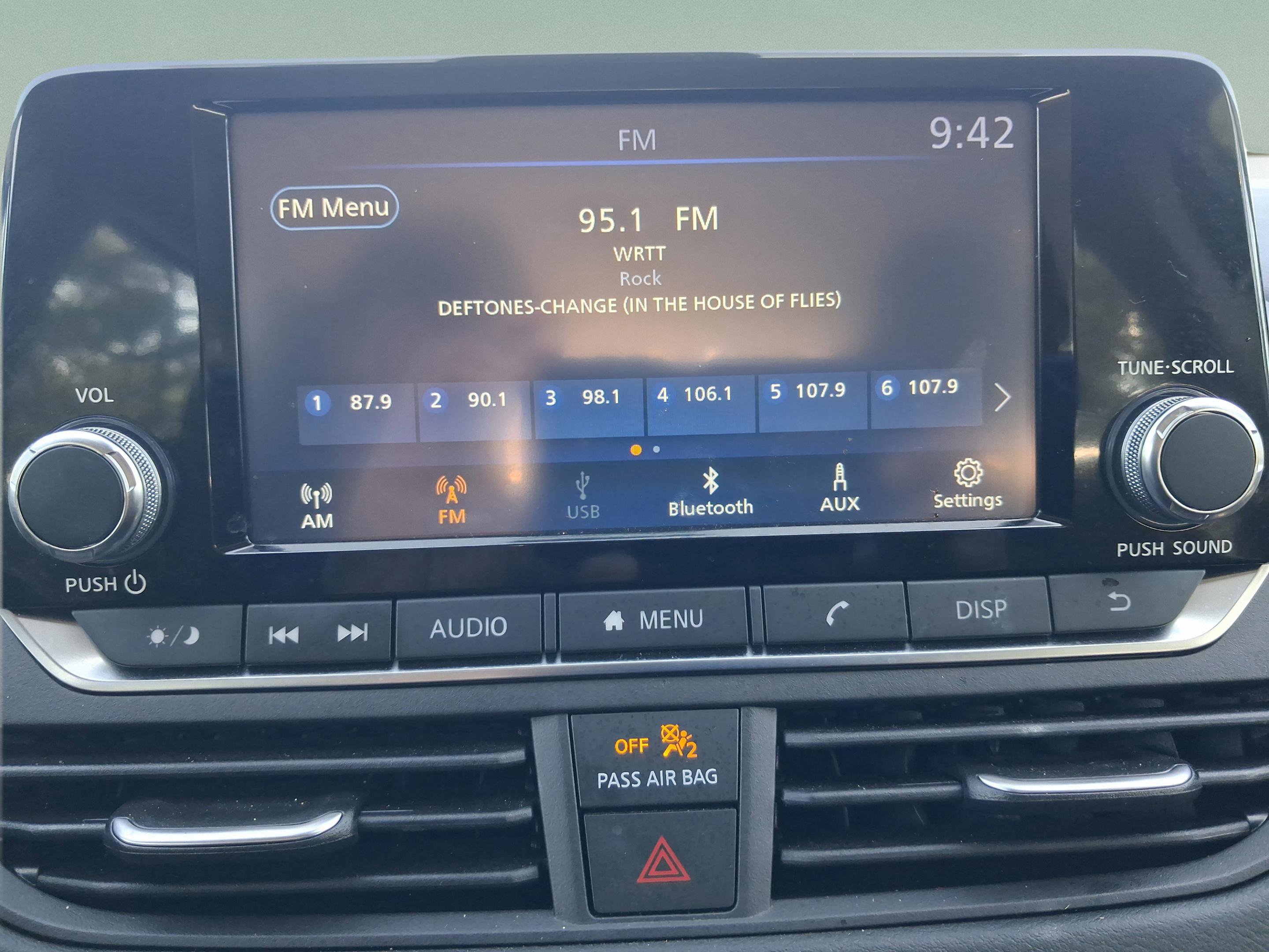 Used 2024 Nissan Altima 2.5 S image 16