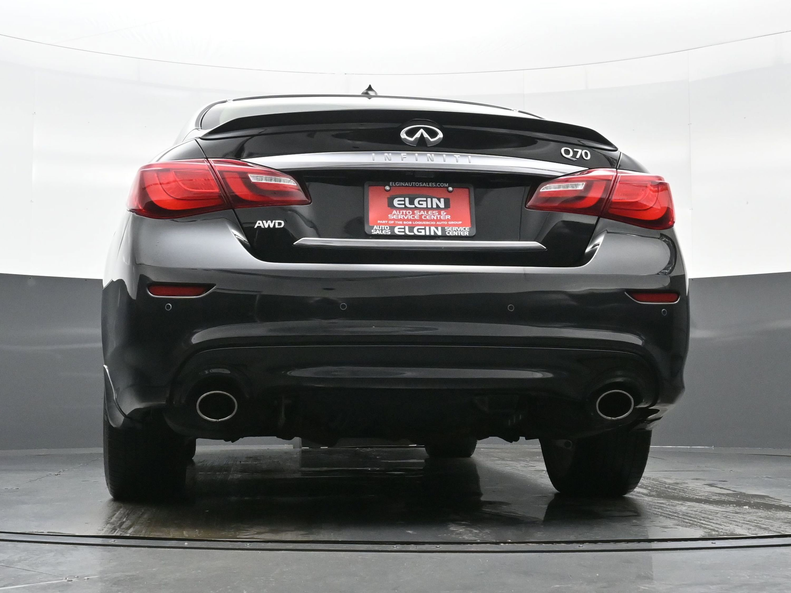 Used 2018 INFINITI Q70 Luxe image 32