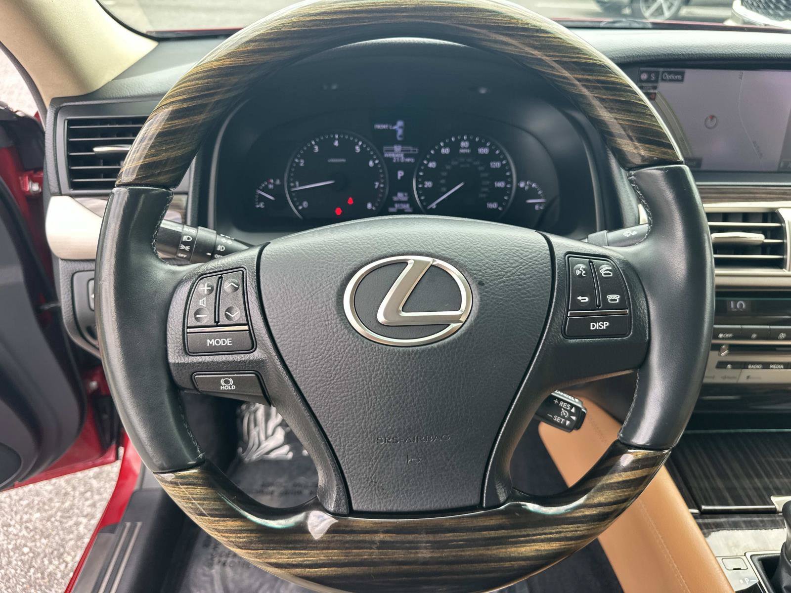 Used 2015 Lexus LS 460 AWD w/ Comfort Package image 19