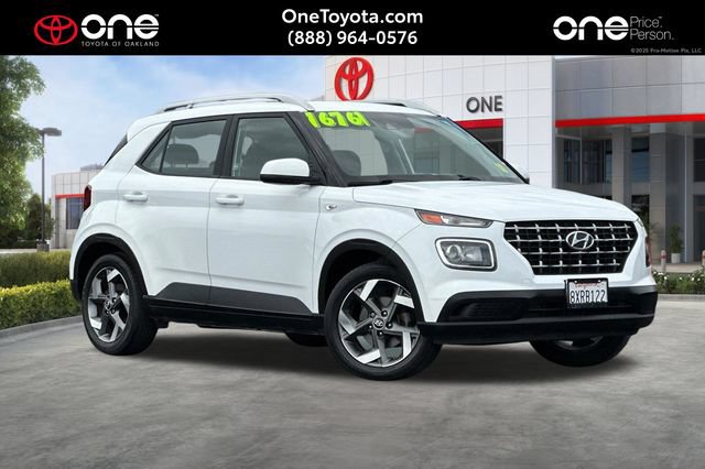 Used 2021 Hyundai Venue SEL w/ Cargo Package